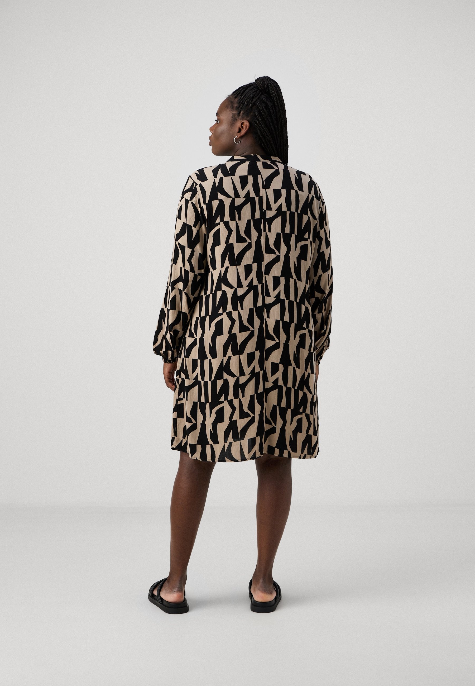 CARDIONA LIFE DRESS Media 4