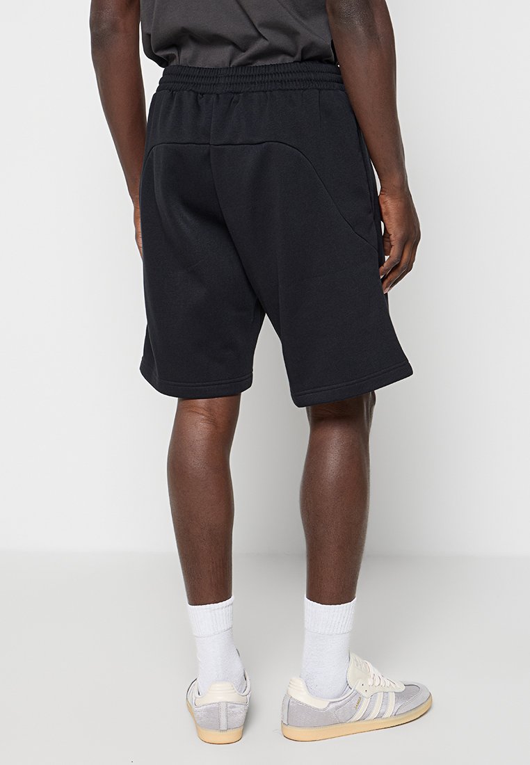 adidas Originals COLLEGIATE