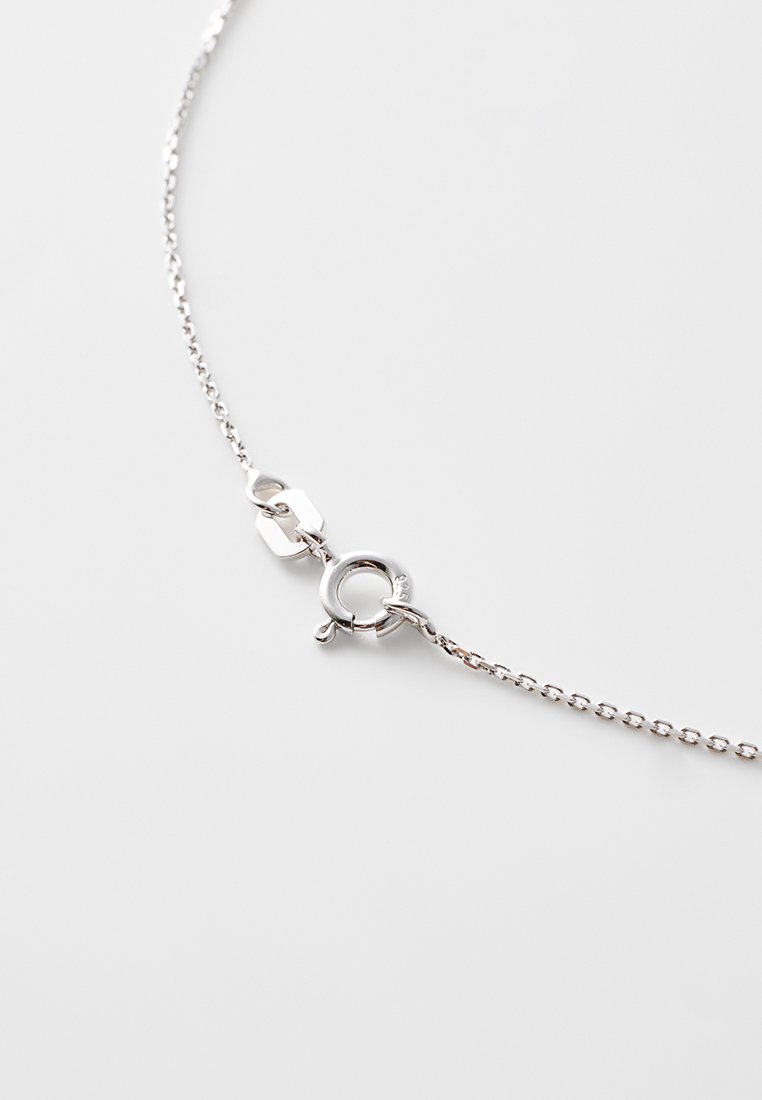Atelier Du Diamant 0.07 CT DIAMOND