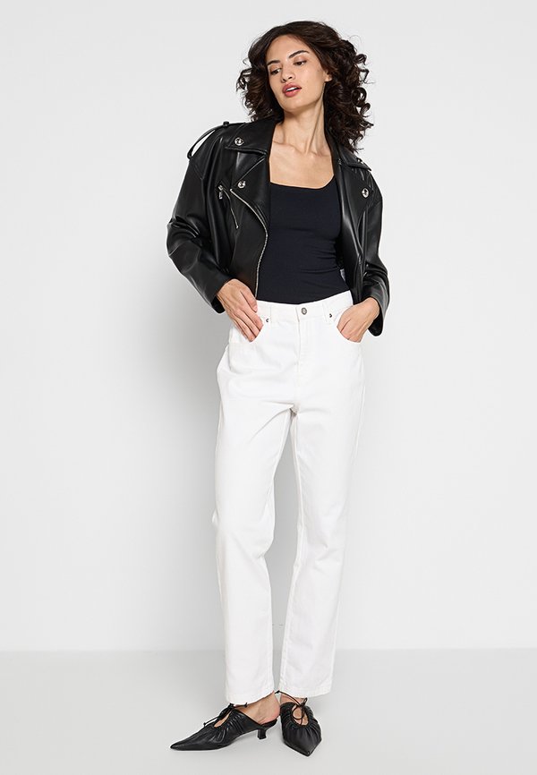 DKNY