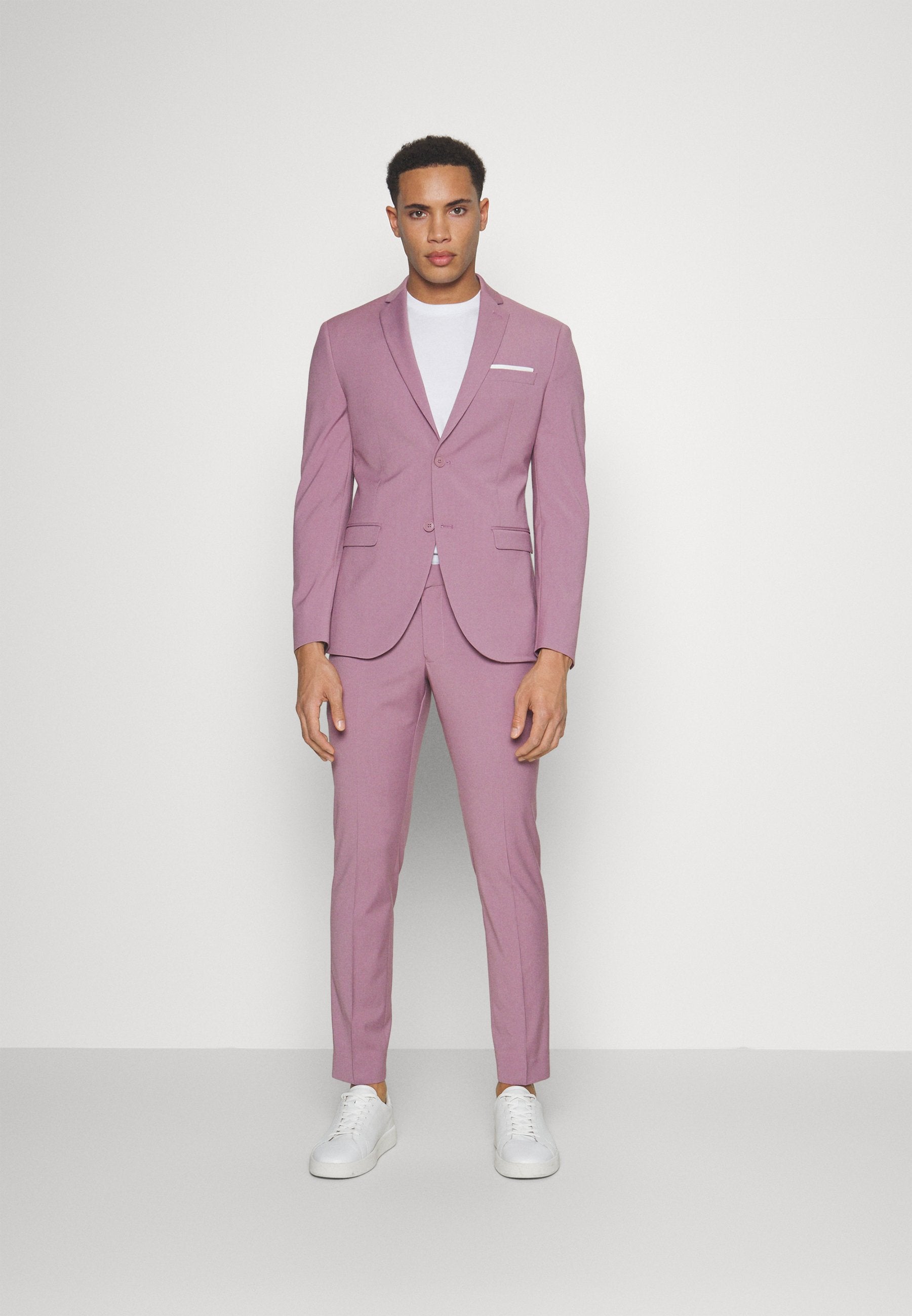 Isaac Dewhirst THE FASHION SUIT NOTCH
