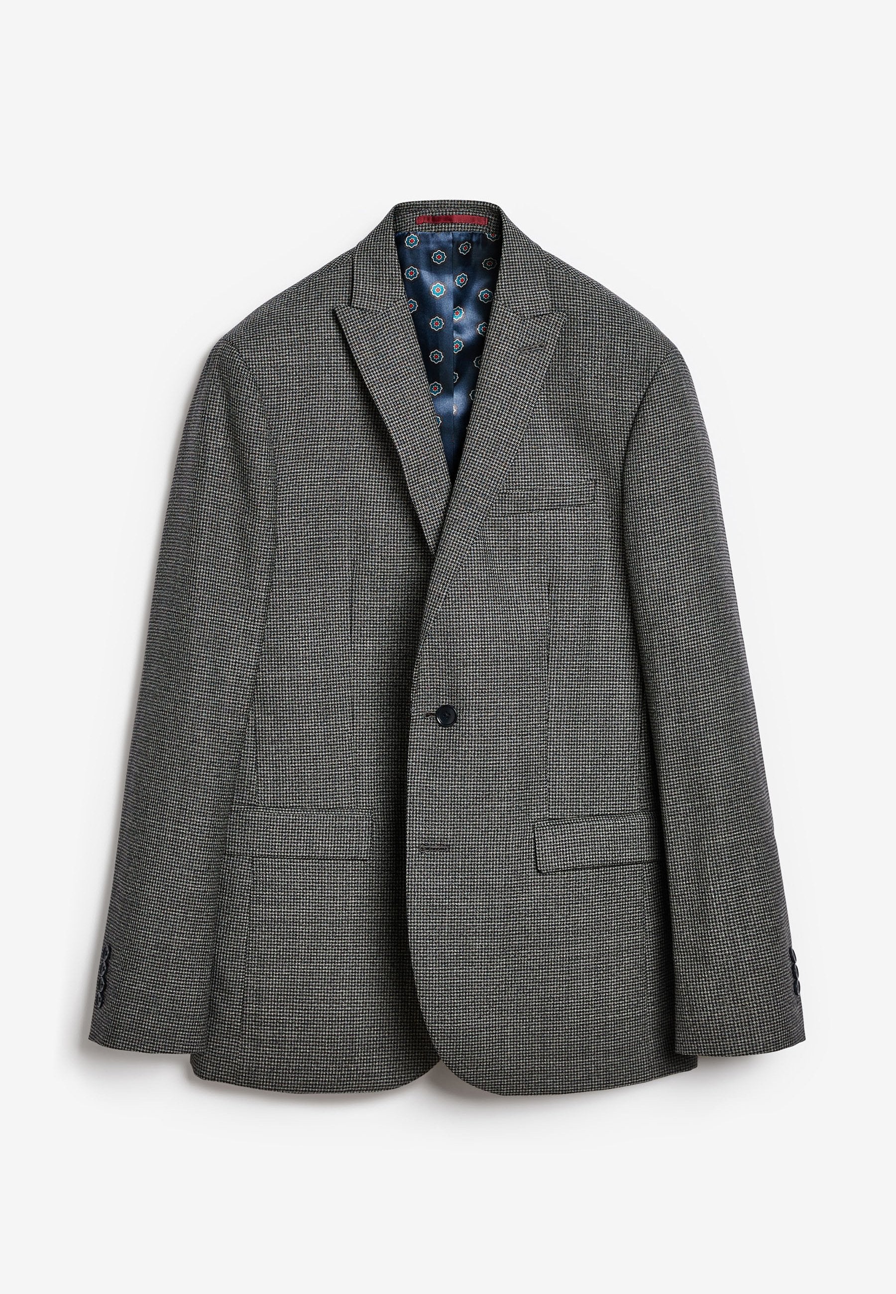 Grauer Herrenblazer mit kleinem karierten Muster, einem einzelnen schwarzen Knopf, Klapptaschen und blauer gemusterter Innenauskleidung, flach präsentiert.