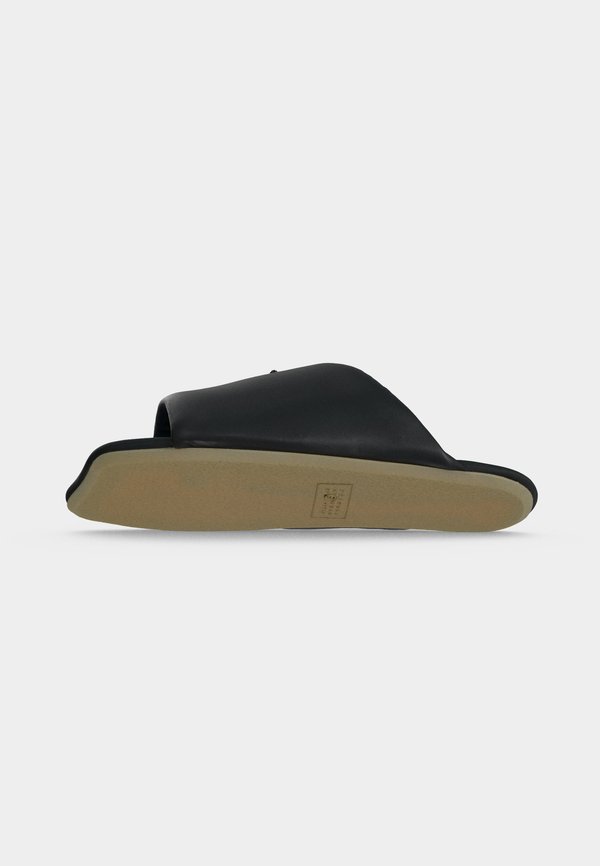 MM6 Maison Margiela