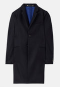 Navyblauer Wollmantel mit einem einreihigen Knopfverschluss, mit spitzen Revers und zwei seitlichen Taschen. Verfügt über ein blaues Innenfutter und minimalistische Nähdetails.