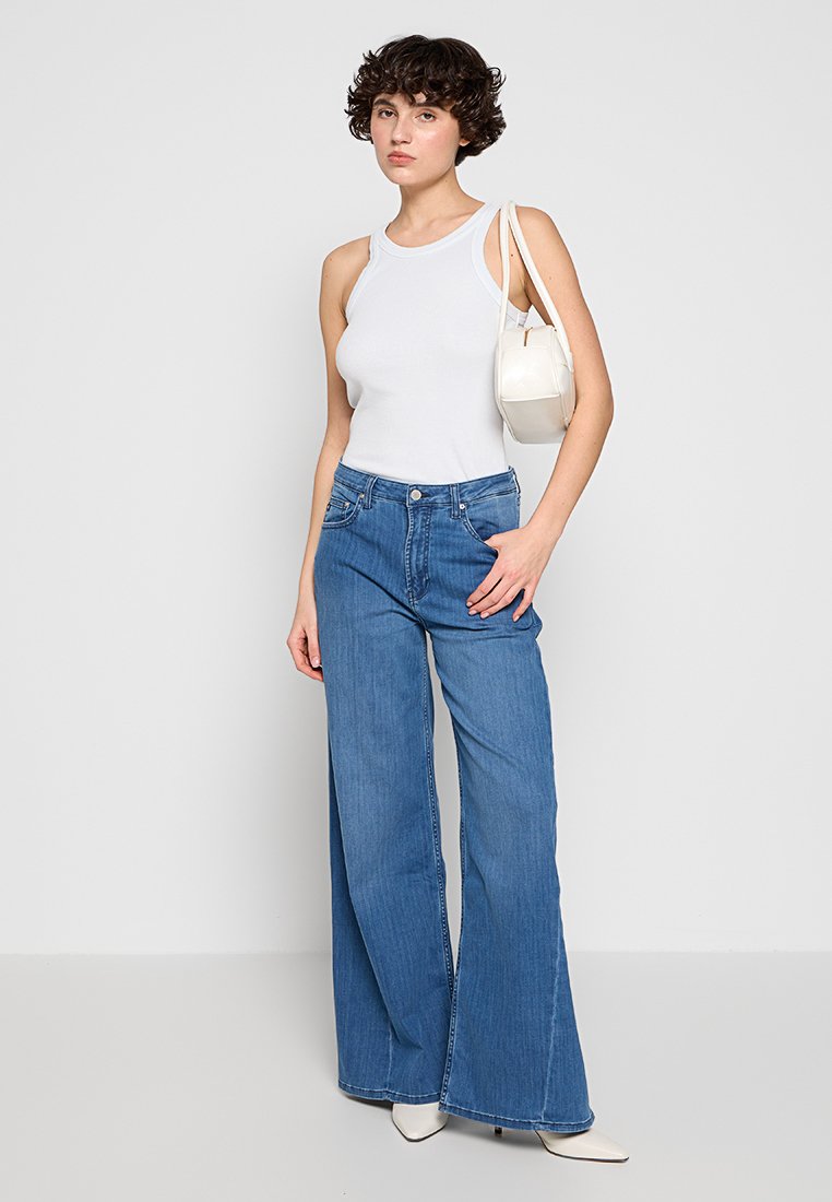 AG Jeans