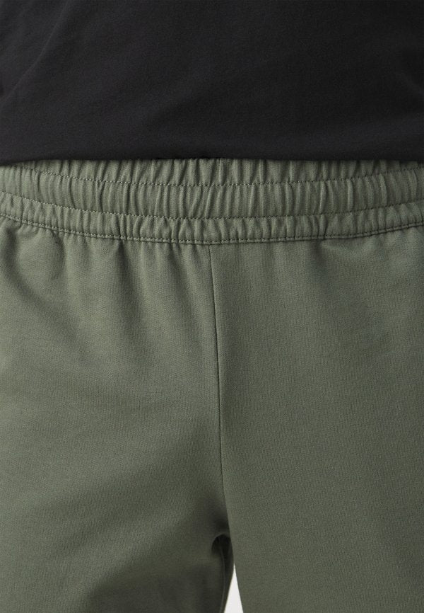 EA7 Emporio Armani