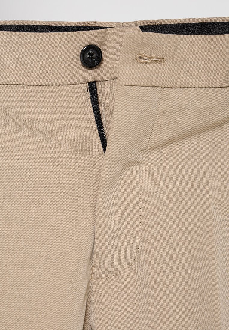RELAXED FIT Media 9