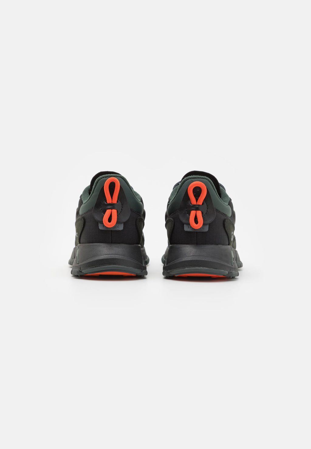 Lacoste L003 NEO TECH 224