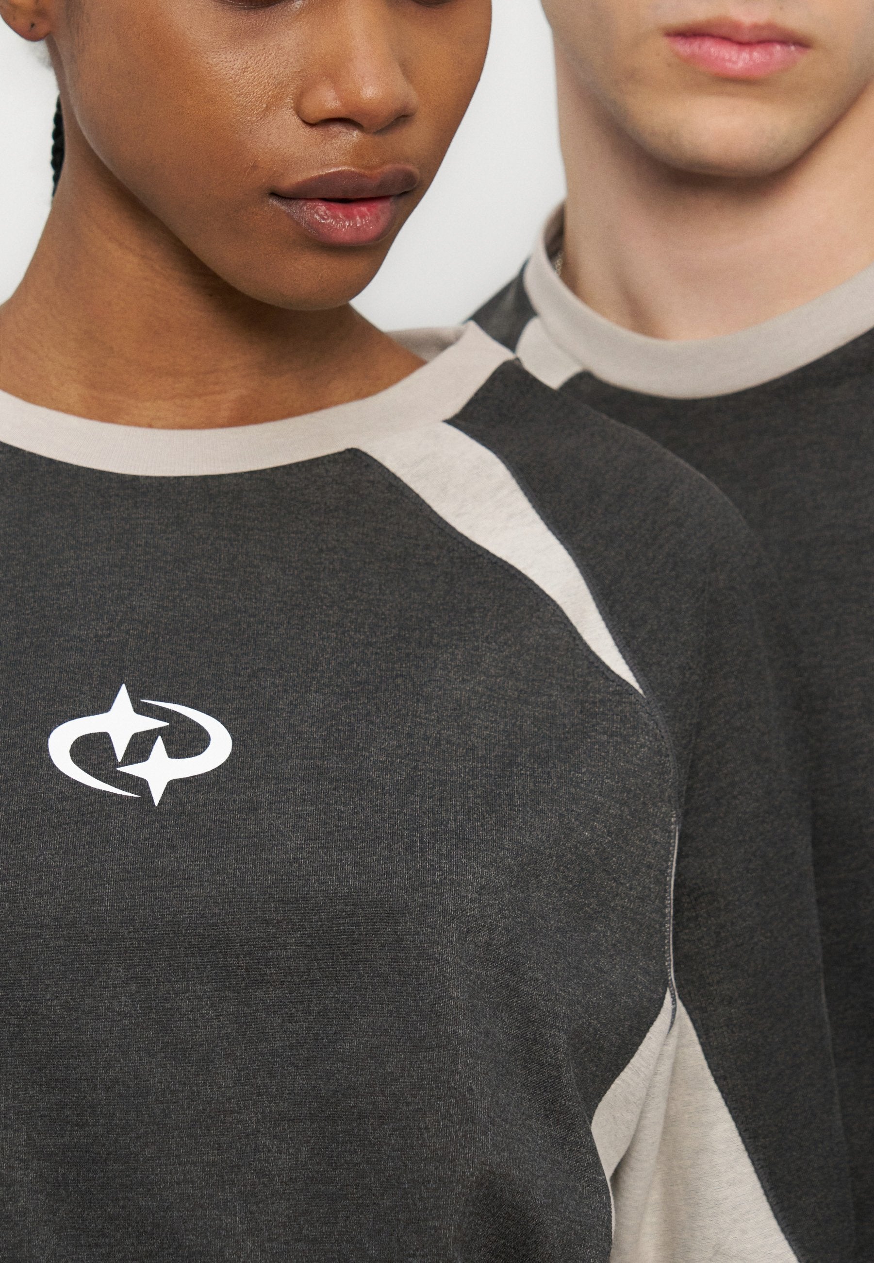 YOURTURN OVERSIZED FIT RAGLAN