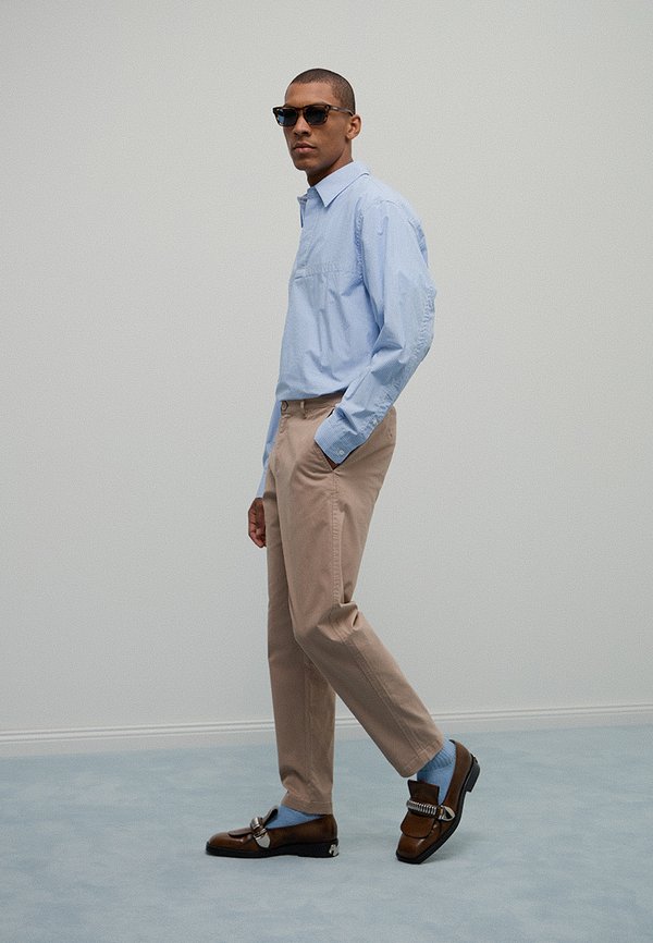 Armani Exchange REGULAR FIT