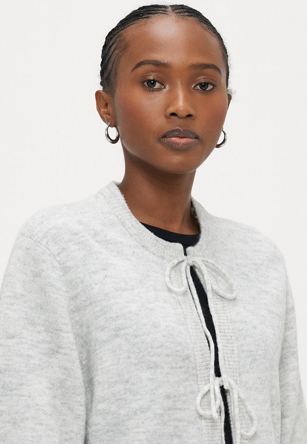 ONLY Petite ONLSIMONI 2/4 BOW CARDIGAN