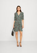 Colourful Rebel PEYTON CUTE FLOWER SMOCK DRESS