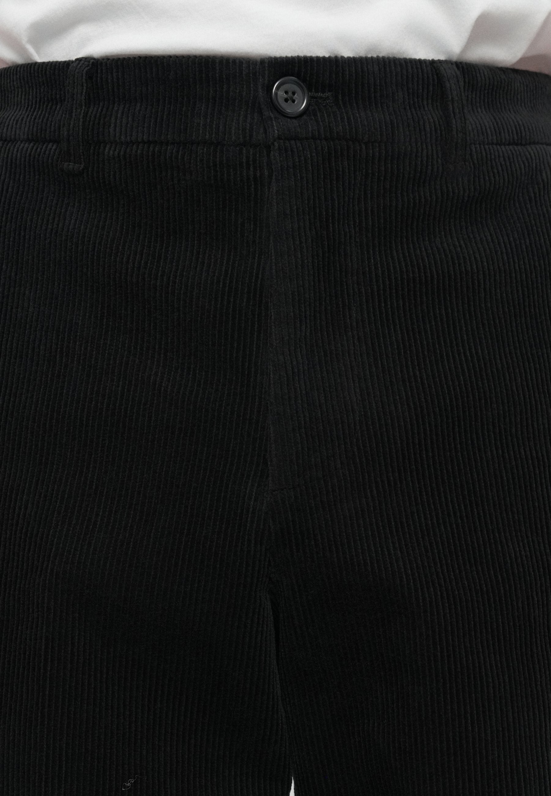 Selected Corduroy 220 loose fit