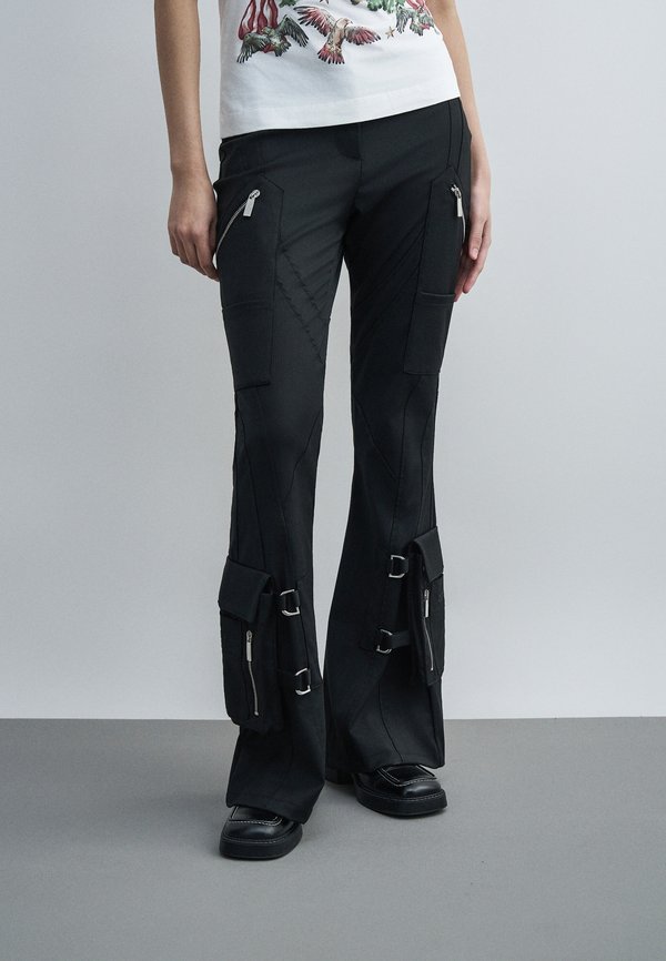 OFF-WHITE BELT FLARE PANTS