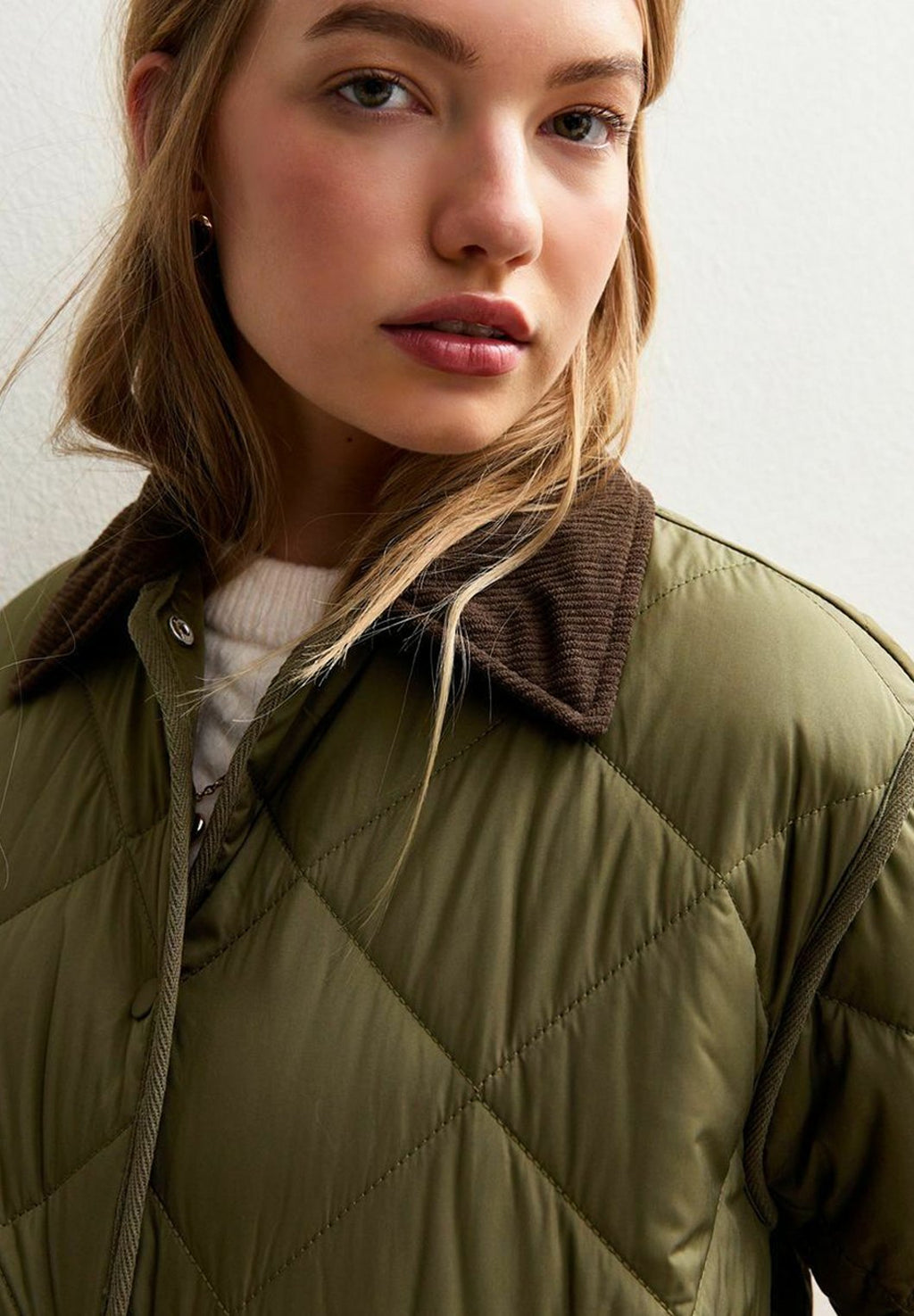 New Look CORDUROY COLLAR QUILTED