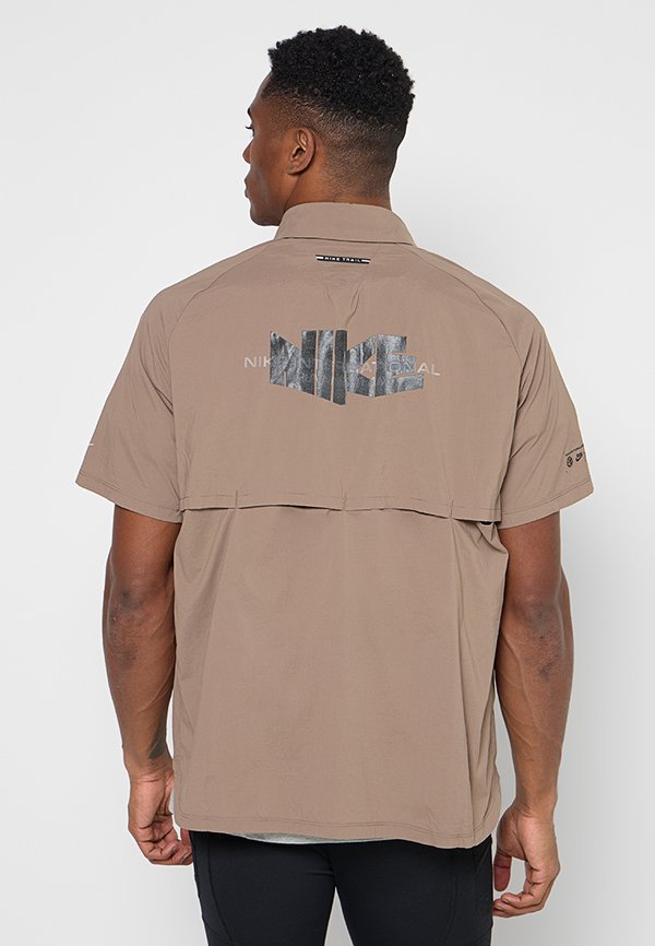 Nike Performance