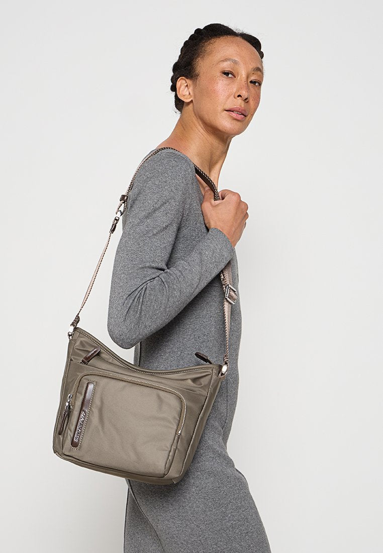 Mandarina Duck HUNTER