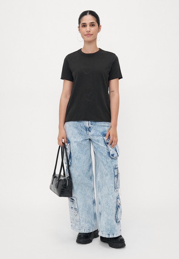ONLY Petite ONLLUCY O NECK