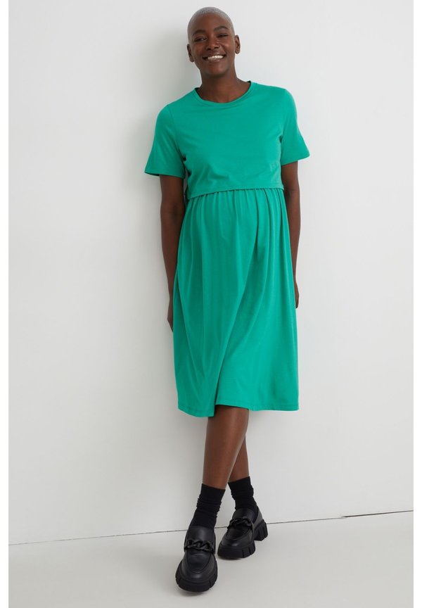 C&A MATERNITY