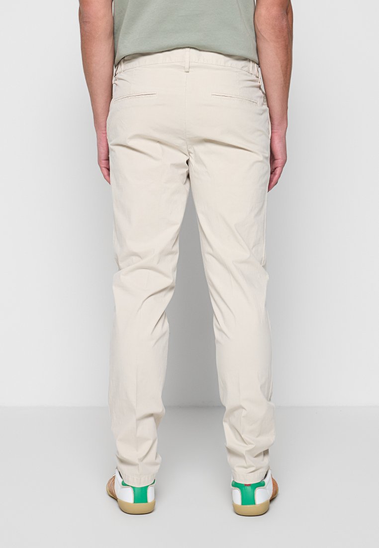 PROFUOMO RELAXED FIT