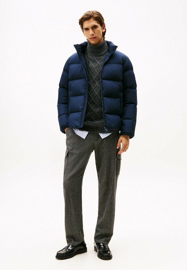 Tommy Hilfiger STAND PUFFER