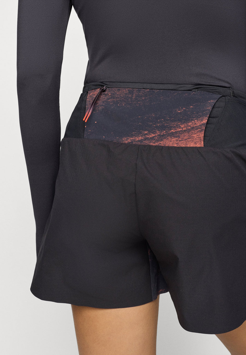 On Kurze Sporthose Media 5