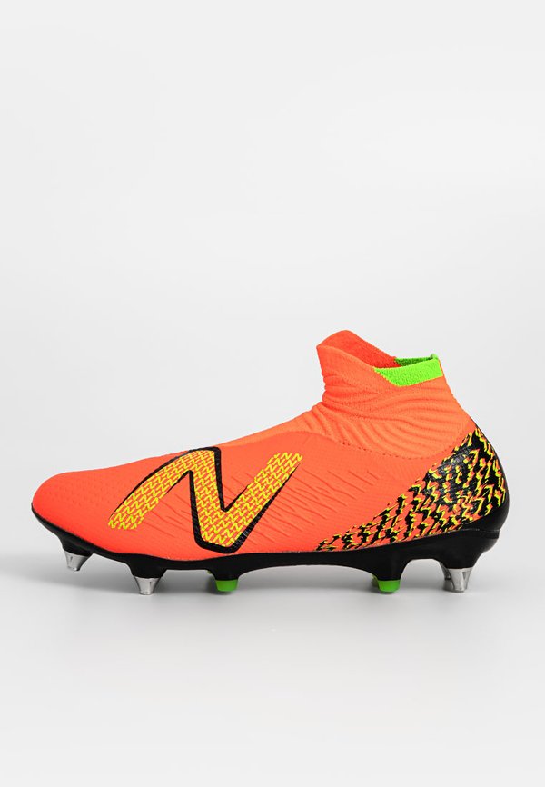 New Balance TEK V4 PRO