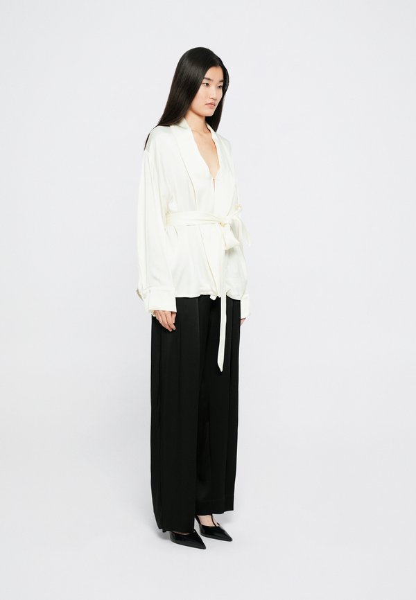 Victoria Beckham PYJAMA WRAP