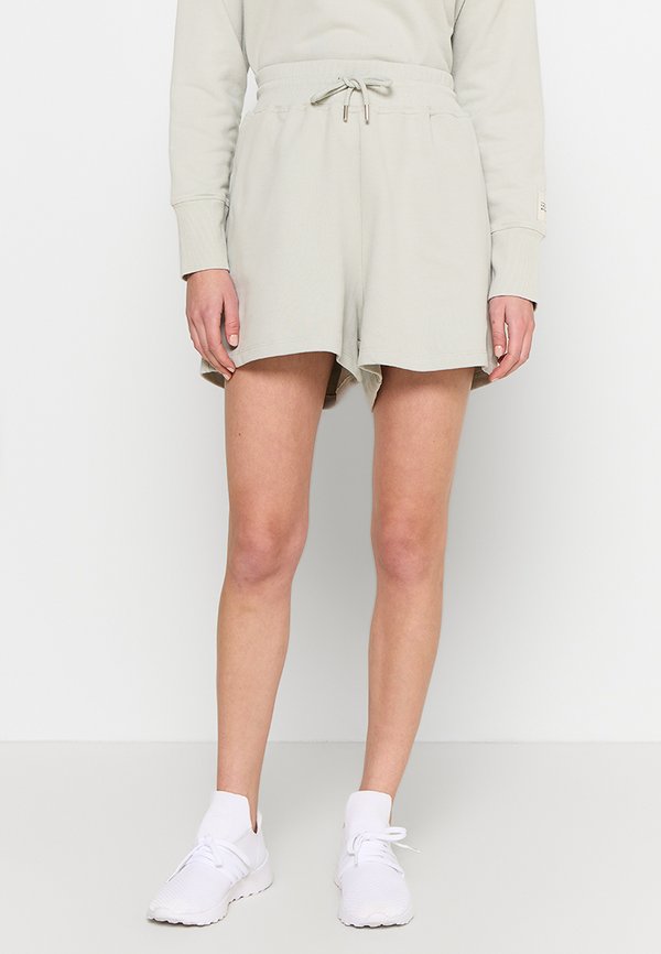 Casall LOOSE FIT