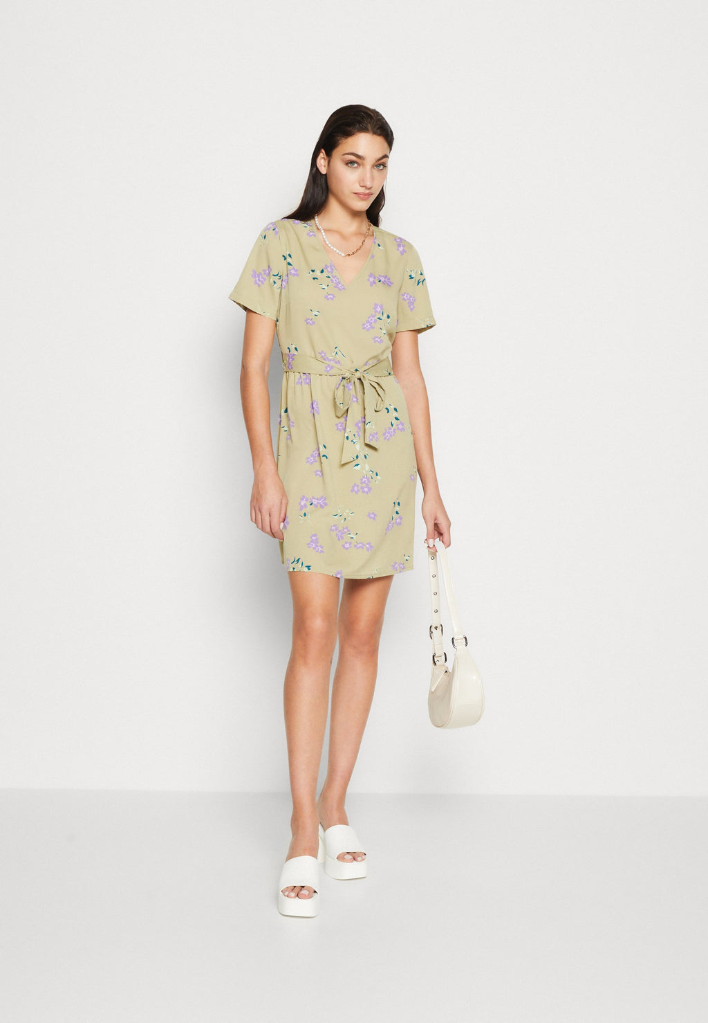 Pieces PCLILIANA V NECK SHORT DRESS