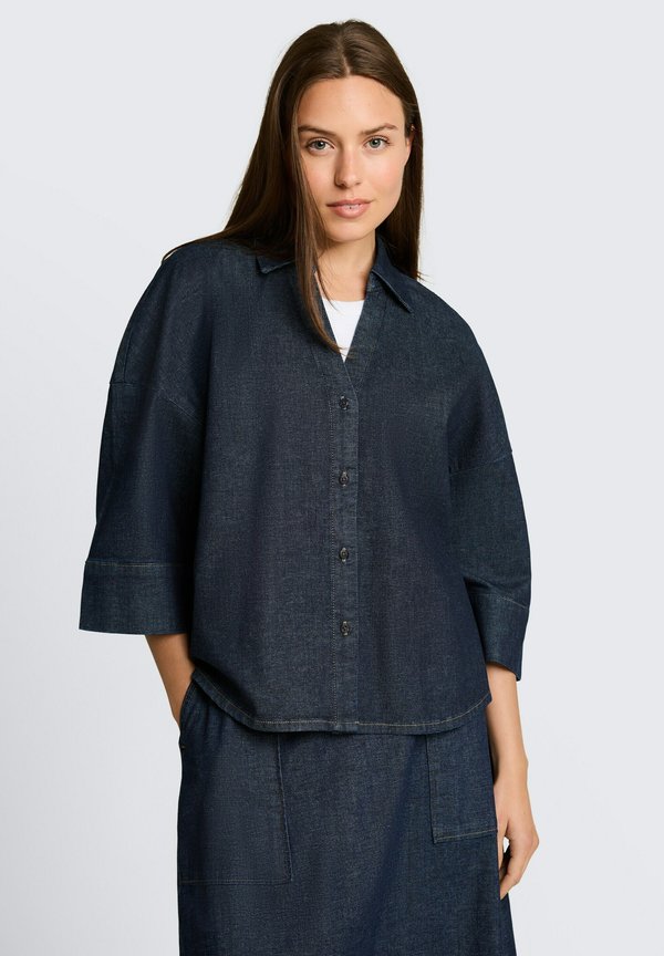 TOM TAILOR OVERSIZE JEANSBLUSE MIT V-AUSSCHNITT - Button-down blouse - blue rinse denim