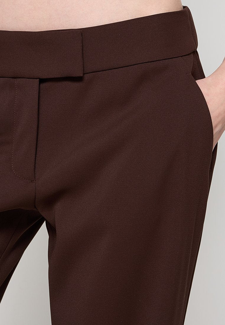 Abercrombie & Fitch SLIM FIT