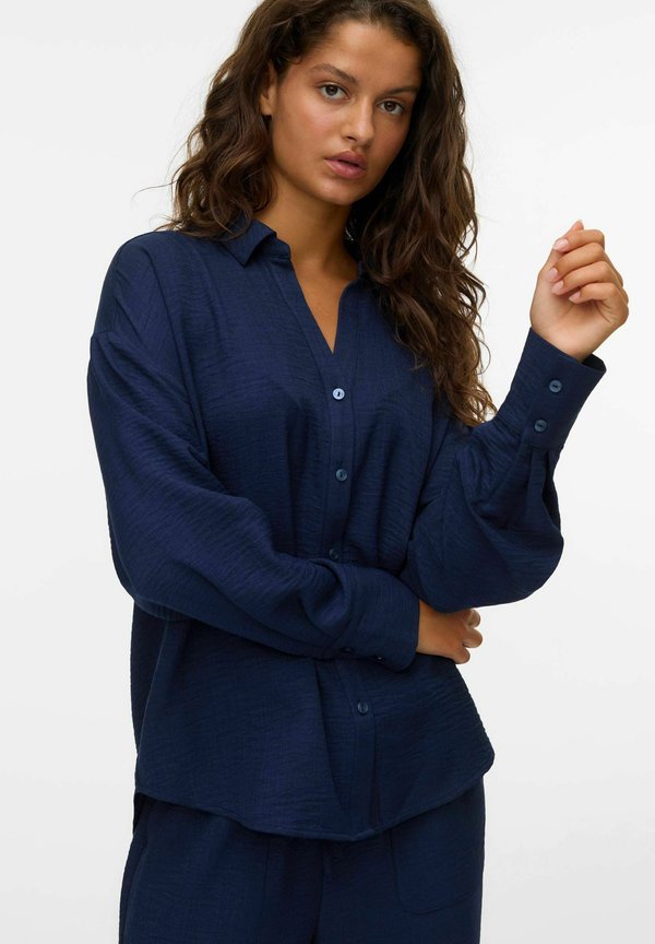 Vero Moda VMMELANEY QUEENY LS SHIRT WVN NOOS - Button-down blouse - navy blazer