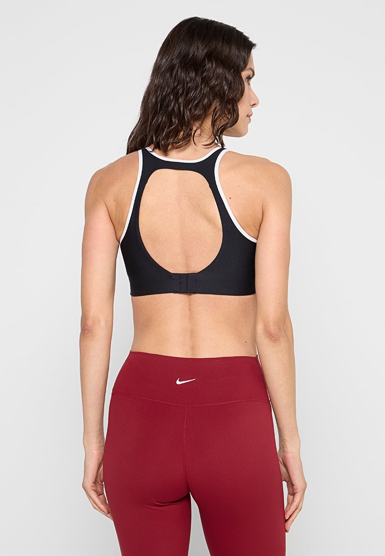 Under Armour INFINITY