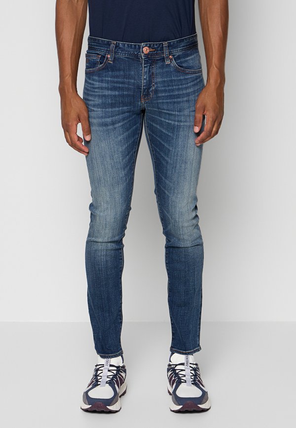 Armani Exchange