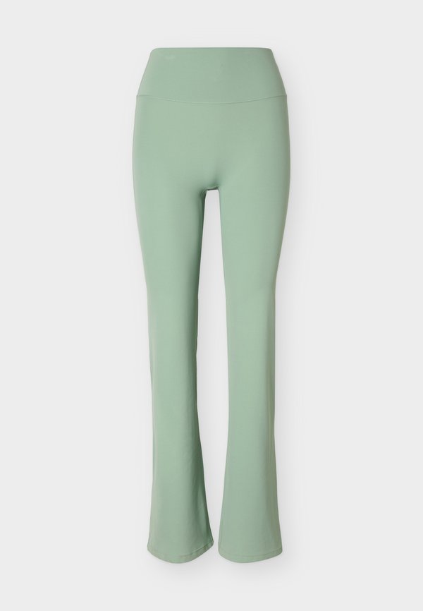 Nike Performance ZENVY FLARE - Leggings - steam/white