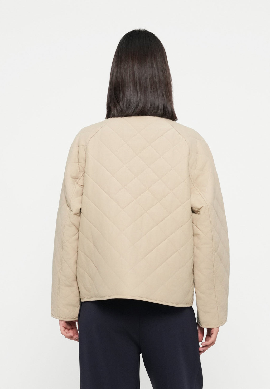 PADDED MODERN QUILTED  JACKET Media 4