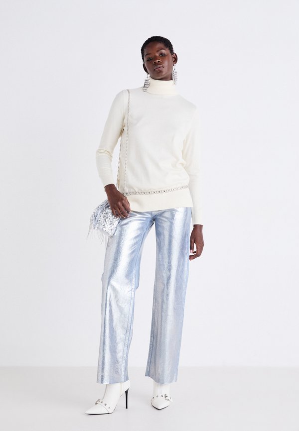 ONLY ONLIBI LONG SLIT ROLLNECK