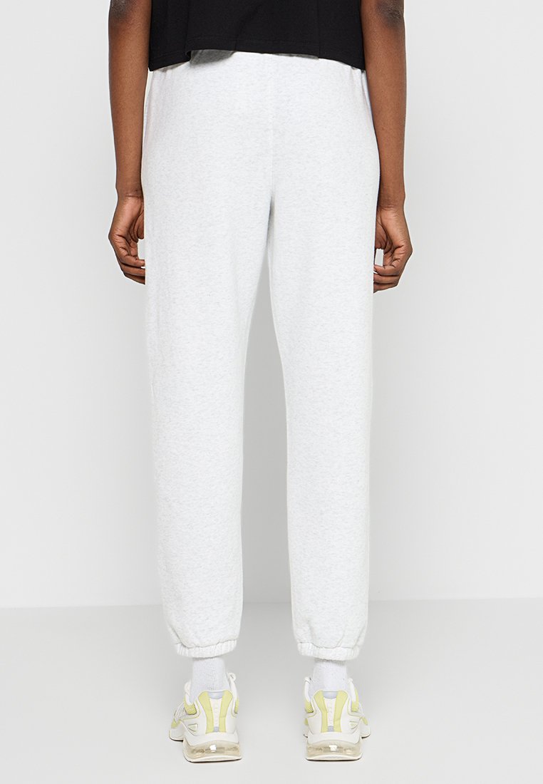 DKNY Sport