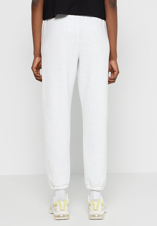 DKNY Sport