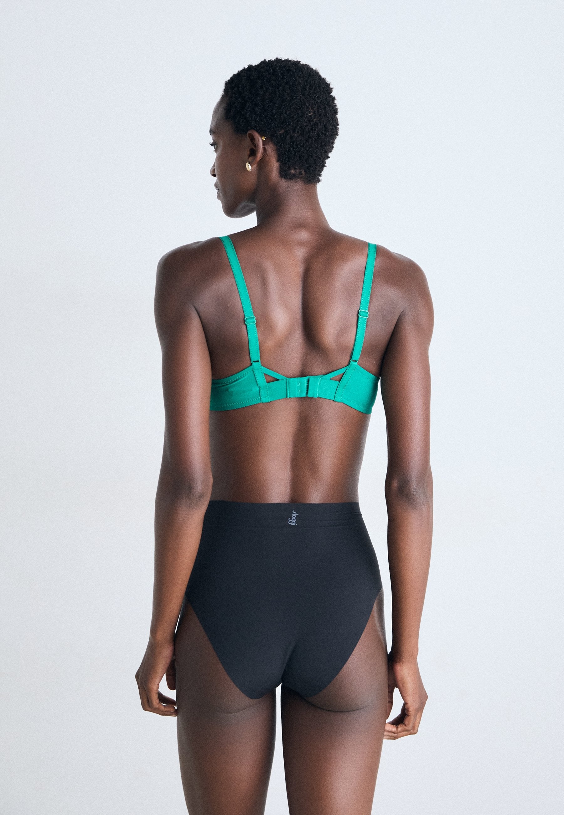 VERY COVERING UNDERWIRED BRA Media 4