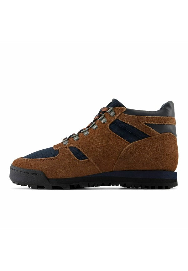 New Balance RAINIER