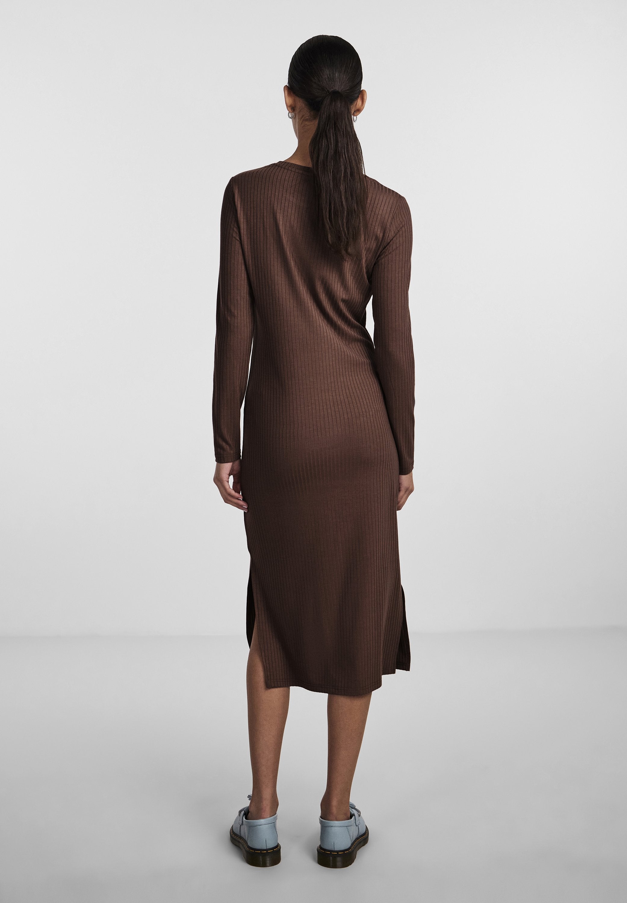 Pieces KYLIE LS O-NECK MIDI NOOS