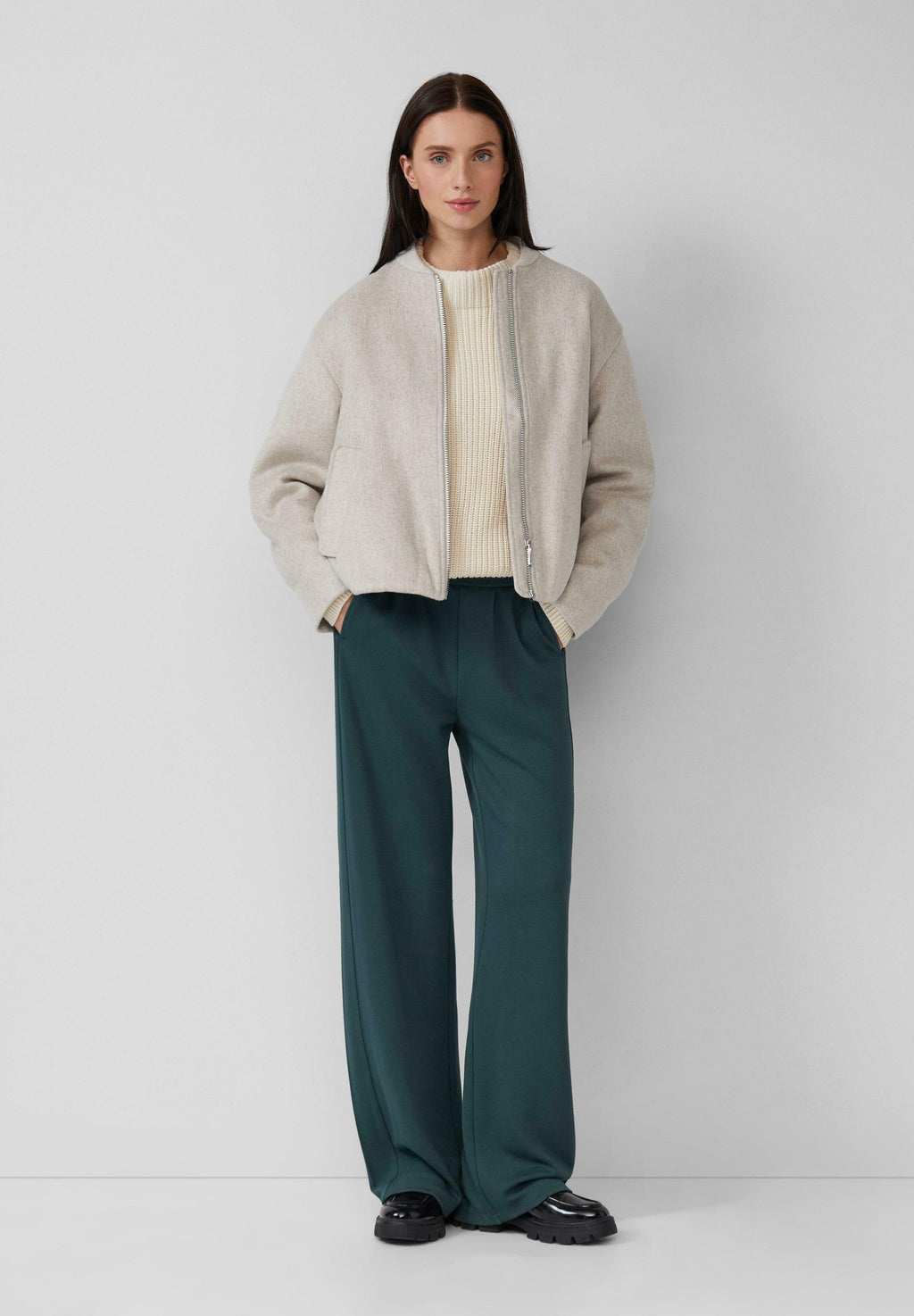 IM RELAXED FIT MIT WEITEM  Media 2