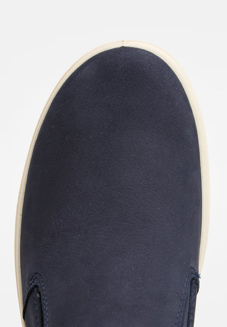 ECCO Slipper Media 4