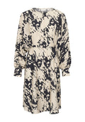 Kleid mit Knopfleiste in Creme und Marineblau, mit einem abstrakten Muster, langen Ärmeln und einer lockeren Passform mit einem taillierten Ansatz für Form.