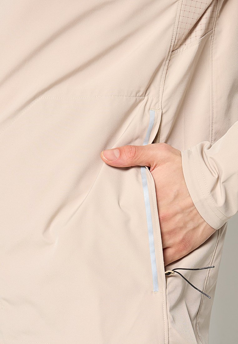 EA7 Emporio Armani Windbreaker Media 6