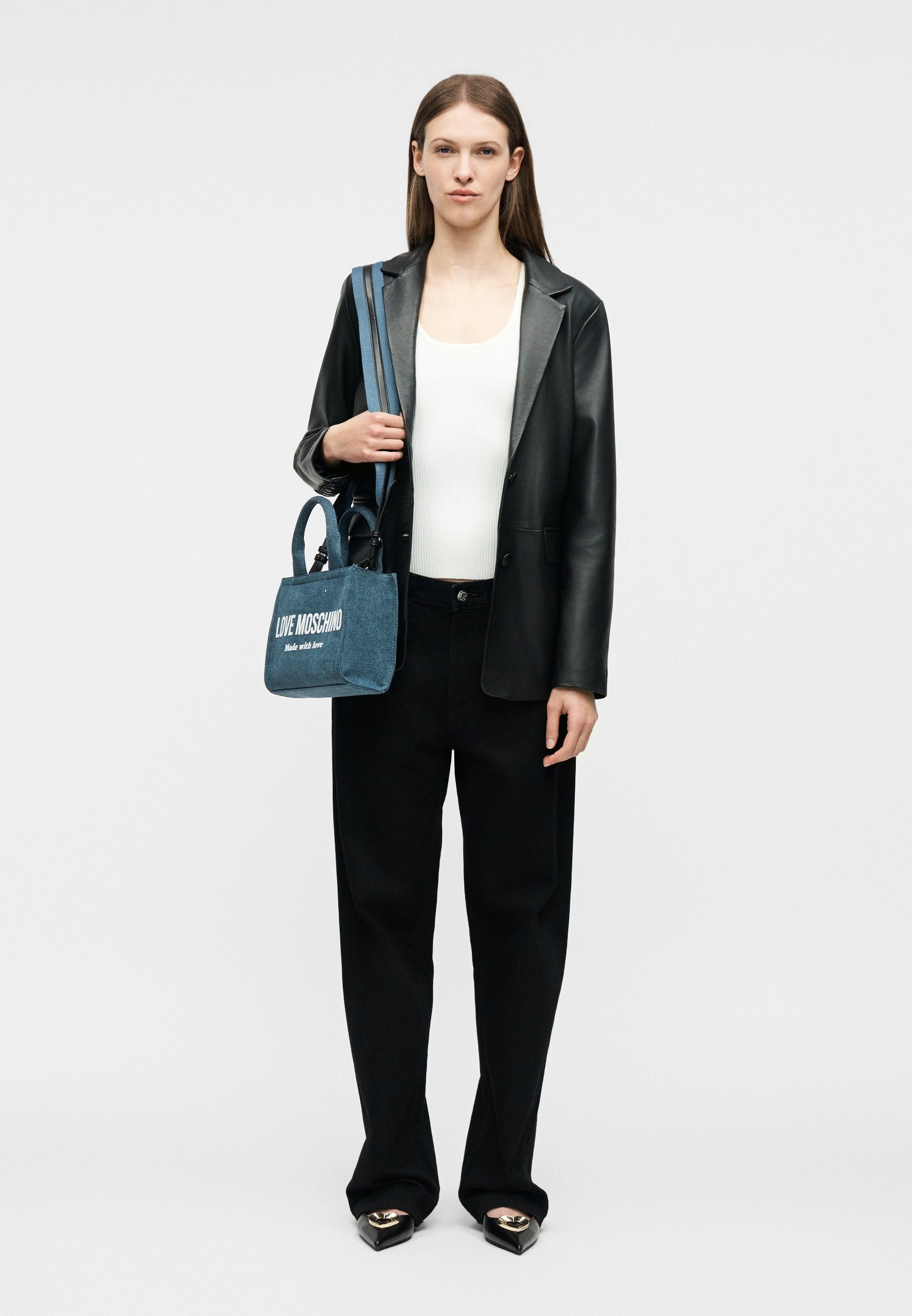 Love Moschino SIGNATURE
