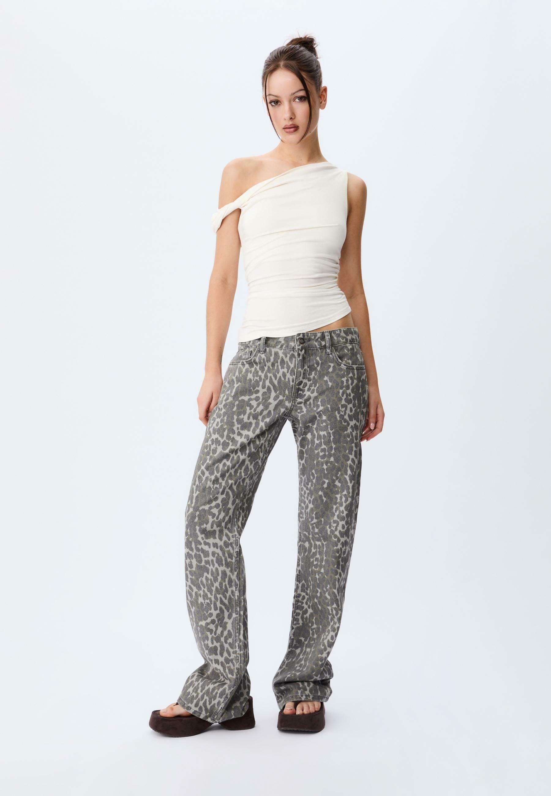 Stradivarius LEOPARD