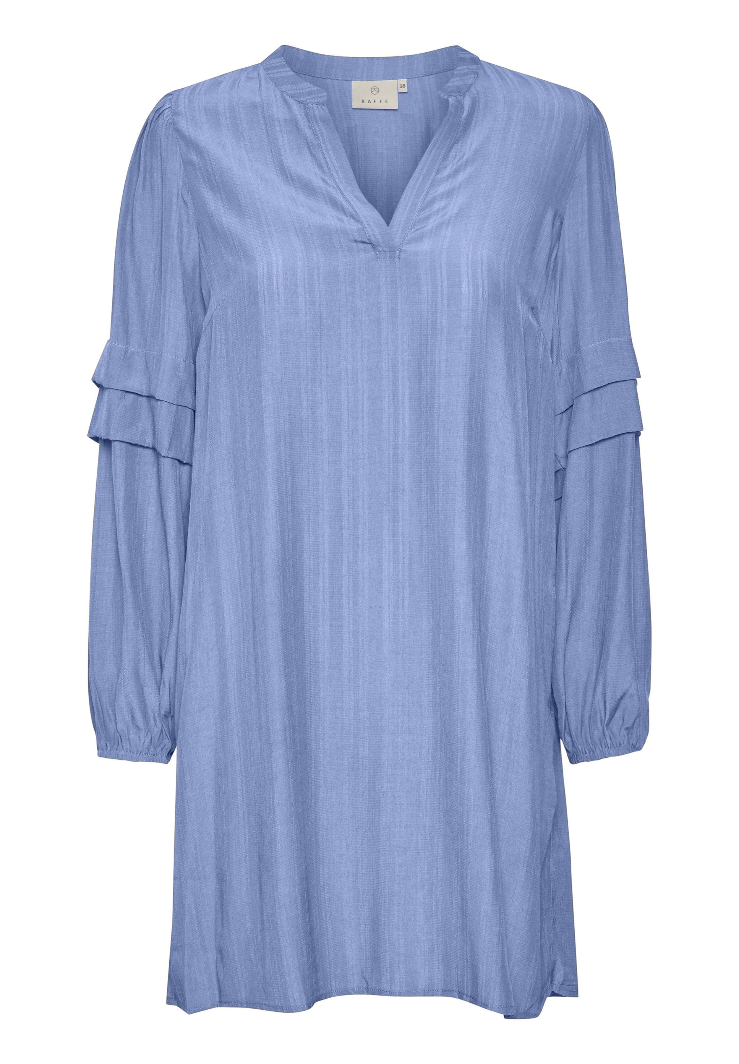 Helles blaues langärmeliges Kleid mit V-Ausschnitt, gestuften Rüschendetails an den Oberärmeln und elastischen Bündchen.